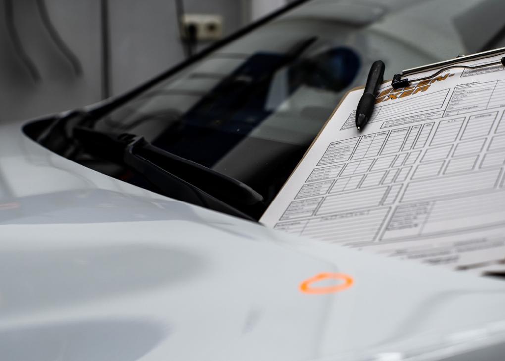 headerbild_leasing_1_1920x744px