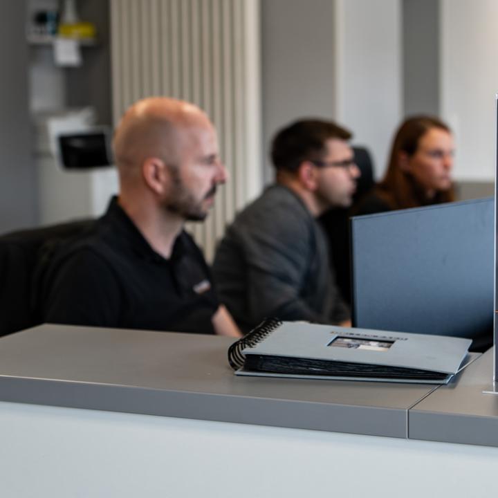 headerbild_service_1